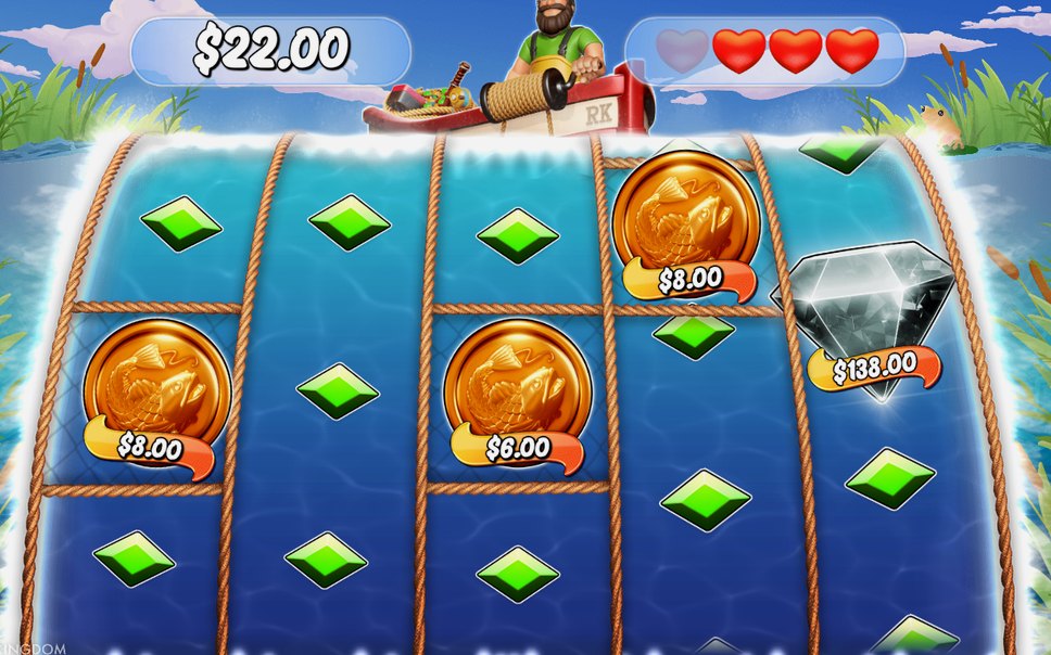 Free Spins meter with WILD (Fisherman) collecting Fish Money